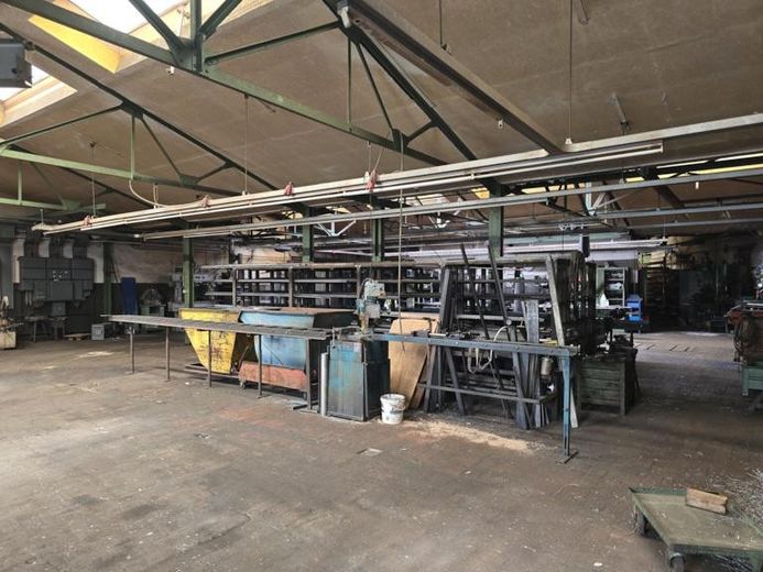 Gewerbe-/Lagerhalle | Kran | 400 V | LKW-Zufahrt | Nähe A1 – Foto 8