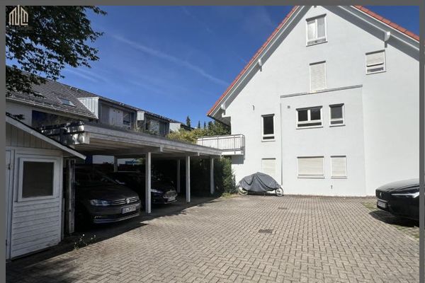 Wohnen mit Südbalkon in Stuttgart-Birkach – gepflegte 2-Zimmer-Wohnung mit Carport