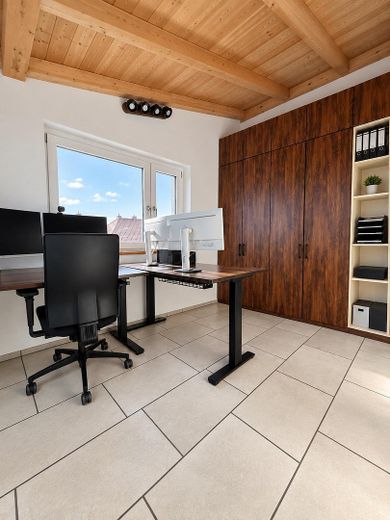 Mieszkanie 3-pokojowe na poddaszu o charakterze penthouse’u | Nowa budowa 2025 | bez prowizji – Büro