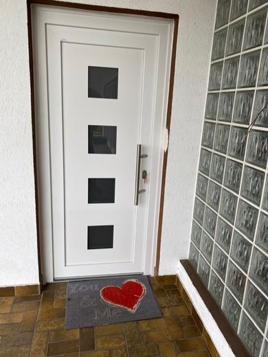 Haustür zum OG