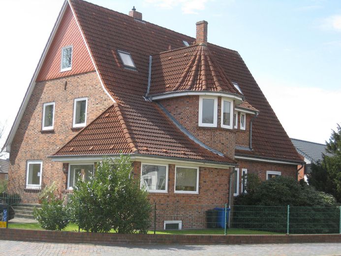 Erdgeschosswohnung in schmucker Stadtvilla – Hausansicht