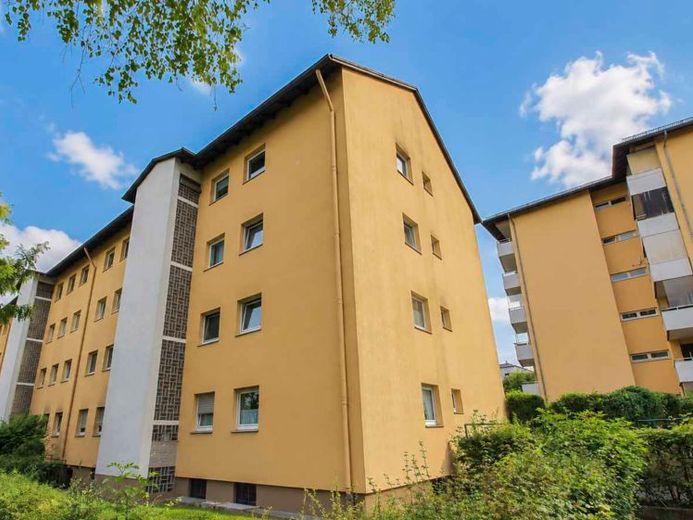 Zentrumsnah & bezugsfrei: 4-Zimmer-Wohnung mit Westbalkon und Stellplatz in Erding – Foto 1