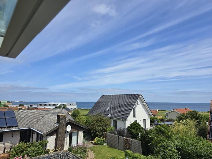 Endreihenhaus, schöner Garten, Südlage, Meerblick, 150m z. Strand – Meerblick vom Dachgeschoss