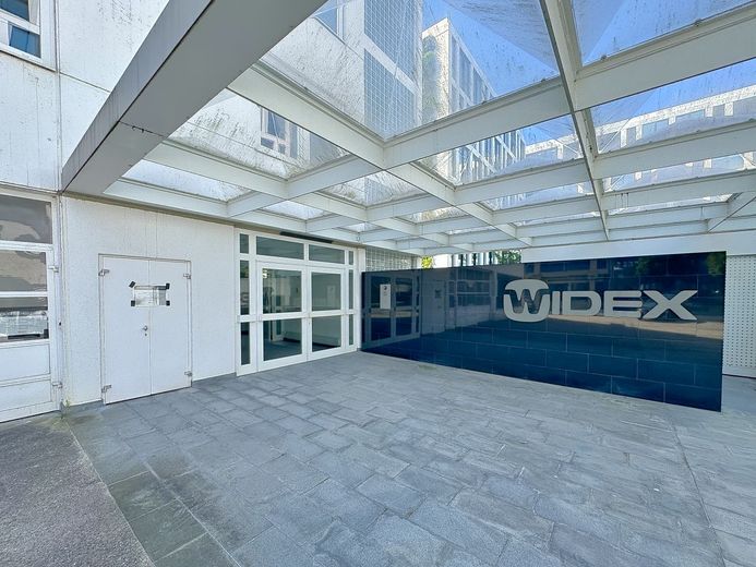 Neue Räumlichkeiten für Ihren Geschäftserfolg - Büroflächen in Vaihingen/- Möhringen – Eingangsbereich