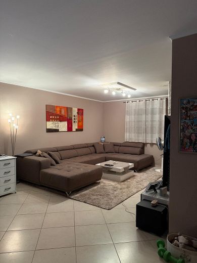 2 Wohneinheiten möglich – möbliertes Haus mit Poolprojekt & Potenzial – Foto 12