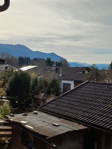 Helle 3 Zimmerwohnung mit Bergblick – Foto 2