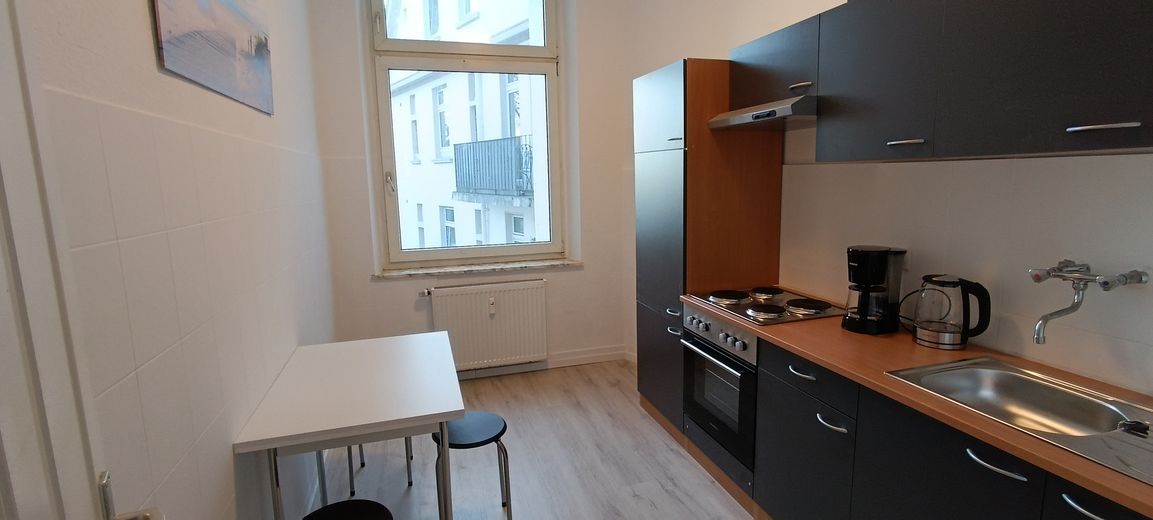 Zimmer in schöner 3er Frauen-WG | Stadtmitte direkt am Paulusanger – Küche