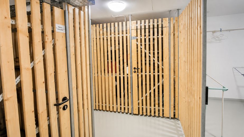Neuwertige 3 Zimmer Wohnung in 88250 Weingarten – Kellerabteile