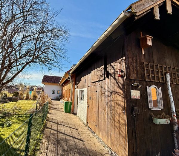 Scheune und Werkstatt