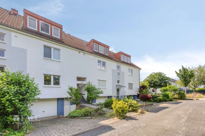 Appartamento condominiale di 2 locali affittato con giardino e garage a Köln-Widdersdorf – Außenansicht