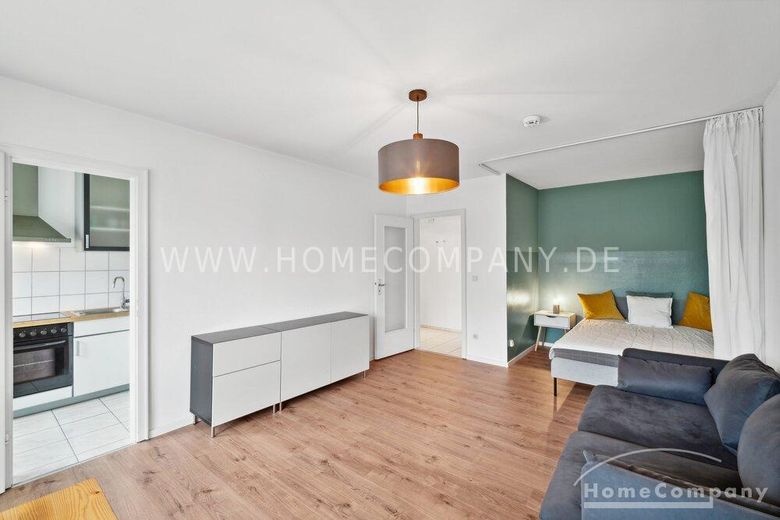 Modern möbliertes 1-Zimmer-Apartment mit Balkon – f8c8c7b5a707edf75ee229dfbff8d6bca7221e82.jpg