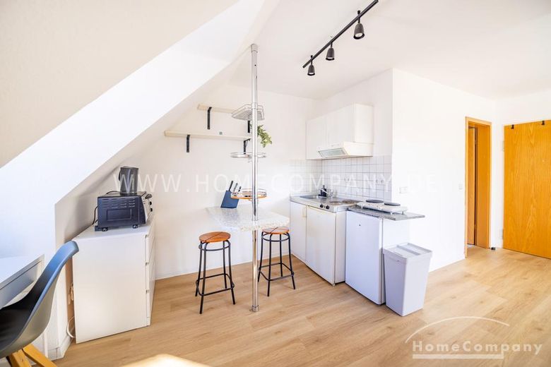 23447 HomeCompany Dresden Möbliert/Furnished Studio Apartment in Dresden mit Balkon Nähe Universität max. 2 Personen – 0e99b7f4033f4d37c5a4ec687718edd7d11473b6.jpg