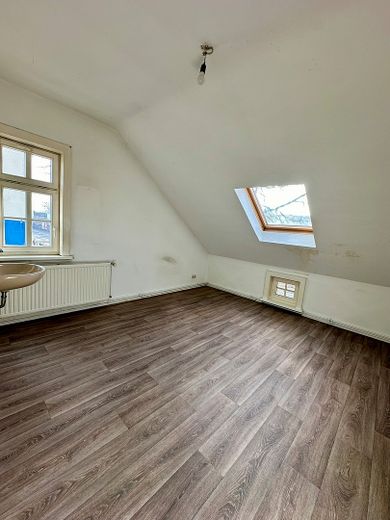 Historyczny dom szachulcowy w Eisenach: 218 m², duży ogród, od zaraz wolny i z bardzo korzystnym dofinansowaniem! – Zdjęcie 20