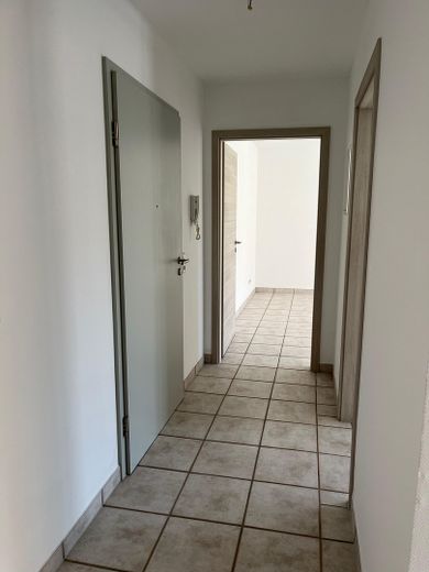 Flur Richtung Wohnzimmer