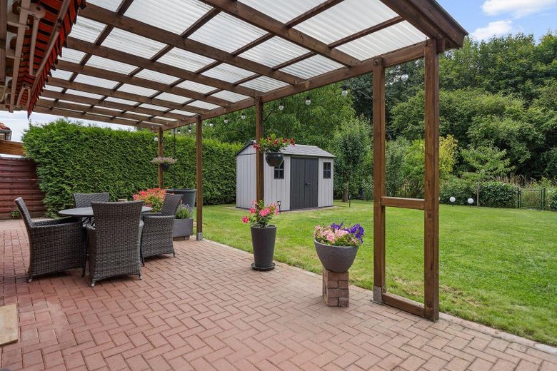 überdachte Terrasse