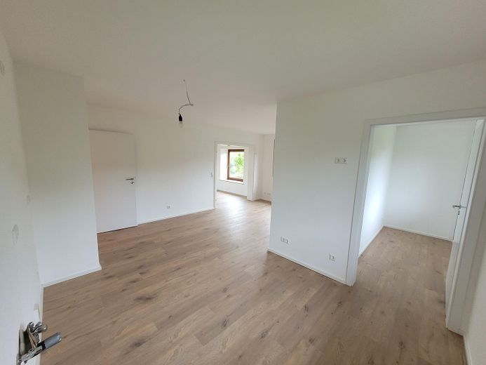 Küche mit Vorratsraum 