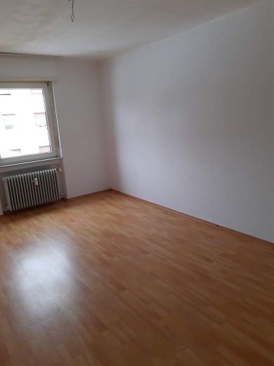 Vivienda familiar en ZW, disponible para alquilar a partir de noviembre/diciembre – Zimmer hinten rechts