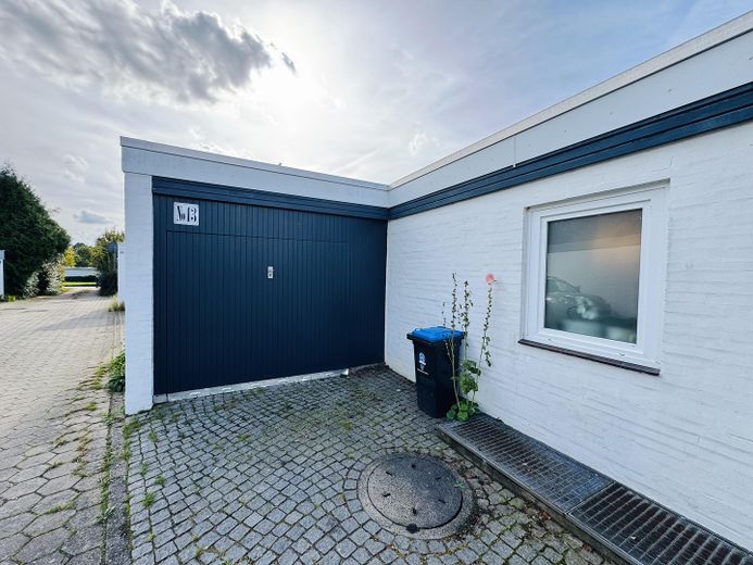 Atriumbungalow – Garage 