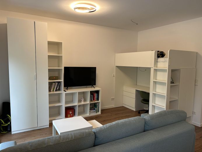 Exklusive, voll möblierte Neubauwohnung (2024) | U5 Friedrichsfelde | Sofort bezugsfertig – Smart TV