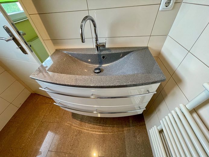 Helle u. freundliche Wohnung, zentral u. ruhig – Foto 7