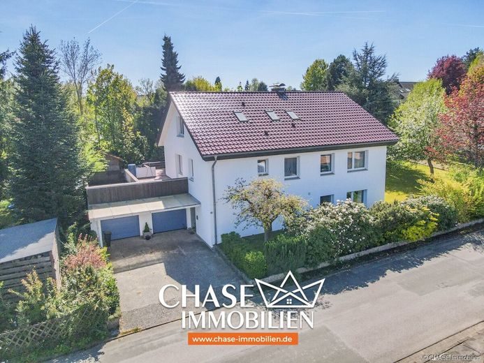 Großzügiges Einfamilienhaus mit Einliegerwohnung - TOP-Familienleben auf dem Hagen bei Bad Pyrmont! – Außenansicht