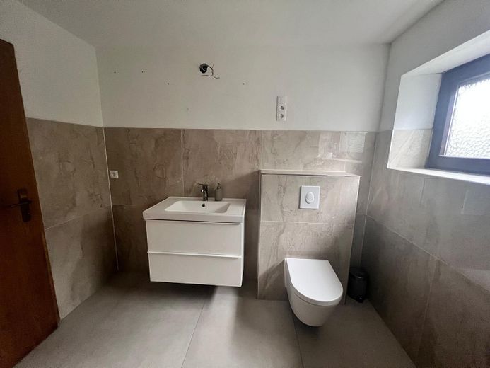 Casa bifamiliar cerca de Hachenburg – inversión, sin comisión – Foto 18