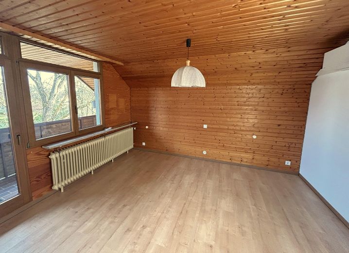 Appartamento mansardato di 3 locali + ufficio – Schlafzimmer