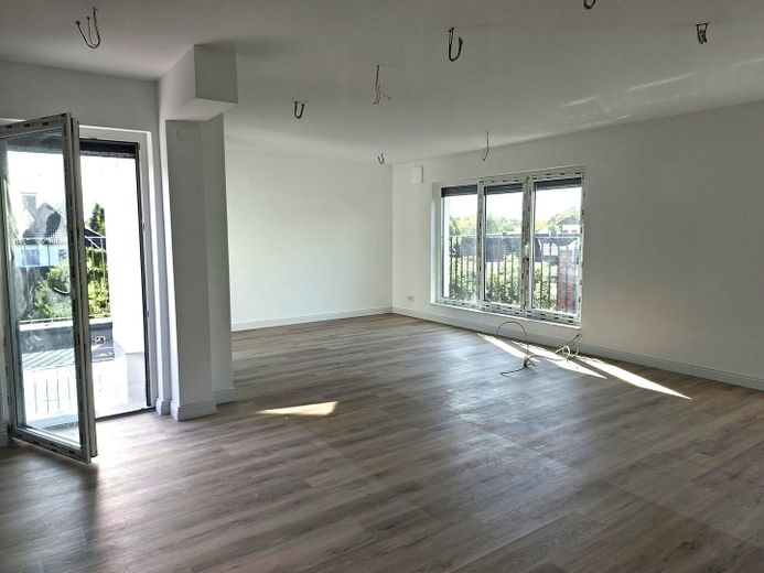 Wohntraum am Stadtrand von Wedel - Penthousewohnung mit zwei Dachterrassen – Wohnbereich