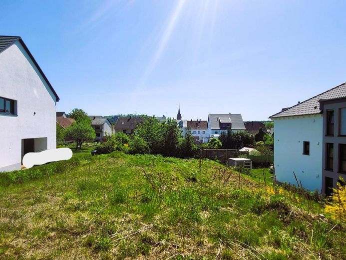 Grundstück zum Garten zu