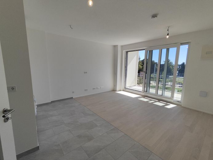 Prima occupazione: nuovo appartamento di 1 locale con cucina attrezzata, balcone esposto a sud e vista sul parco, vicino alla metropolitana e alla S-Bahn di Feldmoching – Foto 12