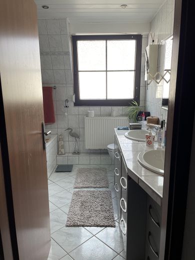 Bad 1 Etage