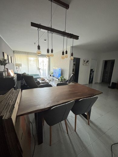 Helle 3-Zi Wohnung mit großzügigen Balkon – Wohnbereich