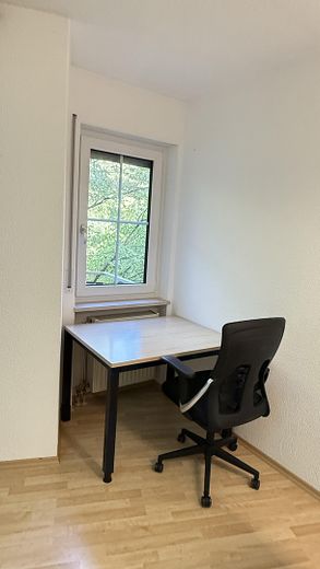 Beautiful 1-Room Apartment with Balcony and Parking Space, Furnished, for Rent in Lengfeld near the University Hospital – Photo 6