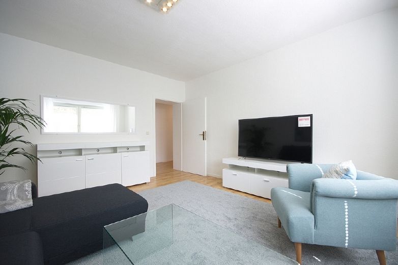 Zentral und ruhig: Möblierte Wohnung in Essen mit zwei Schlafzimmern und Internetzugang Nähe Hauptbahnhof – 29f16dc2636613dbe97134ee79be9af3c728bde5.jpg