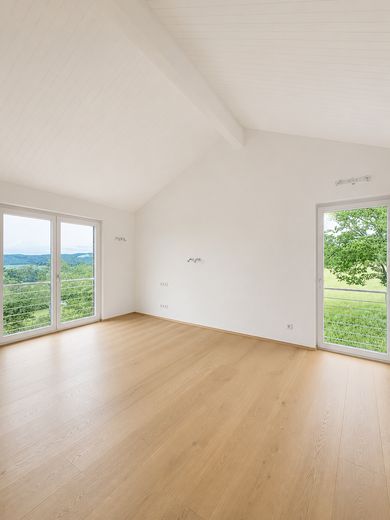 Casa unifamiliare indipendente in una posizione speciale ai margini dei campi, con ampie superfici terrazzate – Gestaltungsvorschlag Zimmer 1