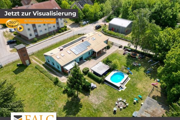 Top modern solar+heat pump energy supply+pool &amp; holiday apartment