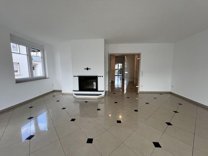 Exklusiver Privatverkauf in Speyer: Großes Haus in attraktiver Wohnlage mit Tiefgarage – Foto 7