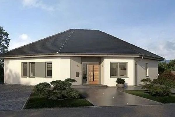 Bungalow mit freizügigen Wohnraum und traumhaften Optik ! Preis mit Grundstück berechnet !