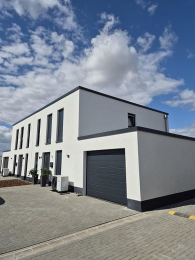 Doppelhaushälfte Neubau in Gehrden/Northen – Ansicht vorne