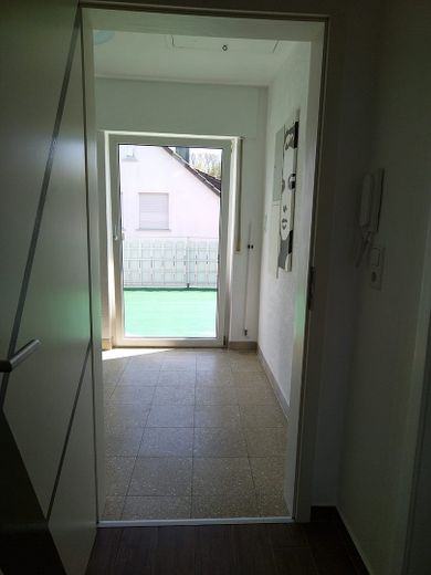 Traumhafte 4-Zimmer Wohnung im 1OG mit Dachterrasse – Foto 2