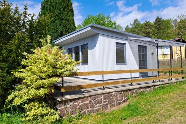 *Top Erholungsoase in Höhenlage von Weinböhla*380m² Grd.* Bungalow*2 Zi.*Dusch-WC* *provisionsfrei*