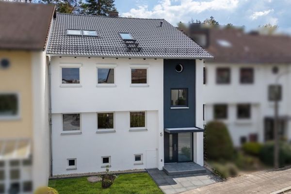 Kapitalanlage im 2.OG - Umfassend modernisiertes Haus