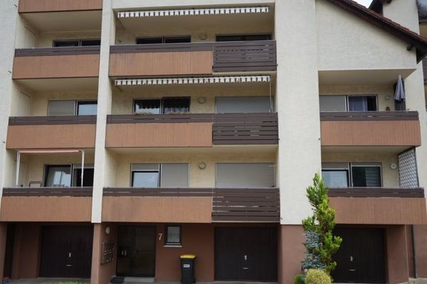 Urokliwe 4-pokojowe mieszkanie na poddaszu z loggią w Bad Mergentheim