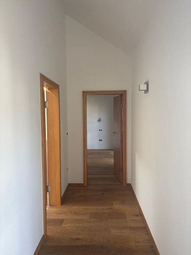 Maisonette Wohnung in zentraler und ruhiger Lage von Rheingönheim – Flur 1.OG