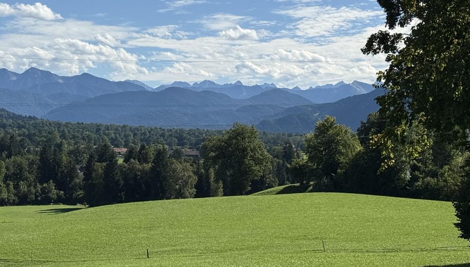 Hochparterre mit ca. 85 m² plus Gartenanteil – barrierearm wohnen zwischen Isar und Alpen – Umland