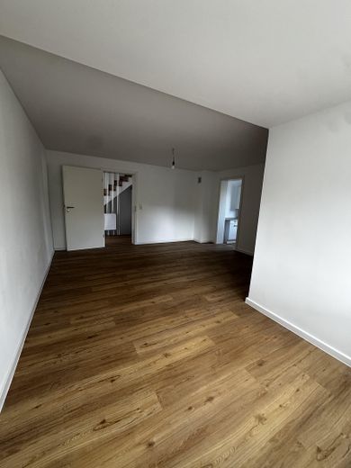 Einziehen & Wohlfühlen - Renoviertes EFH mit Terrasse und Gemeinschaftsgarten – Foto 10