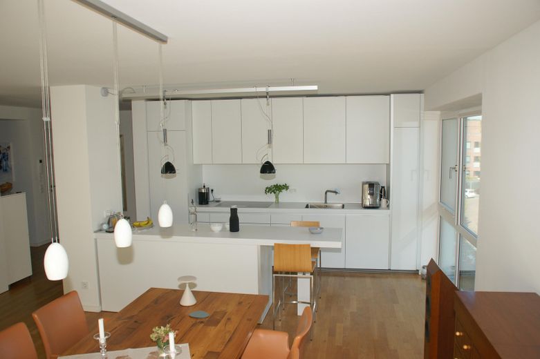 Zauberhafte 4-Zimmer-Whg. mit Süd-Loggia, ruhig und zentral – Foto 3