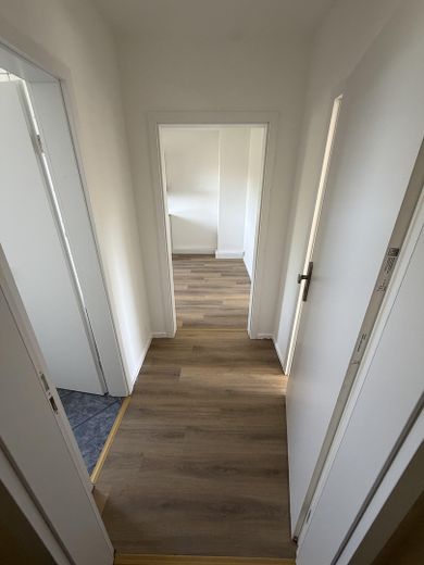 Gerenoveerd dakappartement op centrale locatie in Bottrop-Boy – Flur