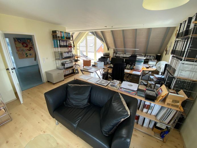 Modern office space with flexible usage options in Mainhausen – Großbüro