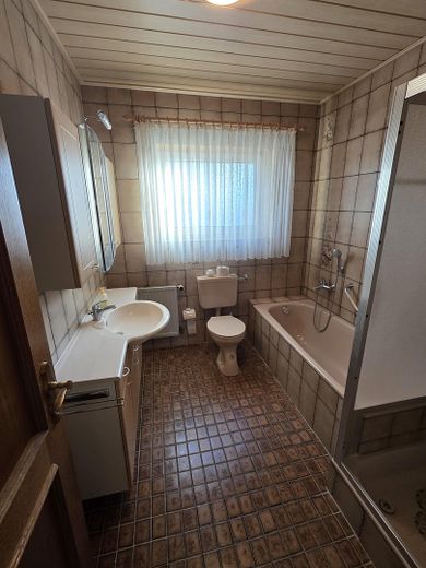 1. Bad 1.Etage Wanne/Dusche 1